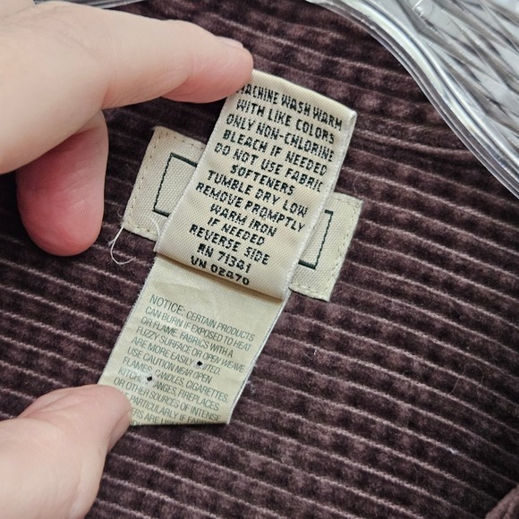 LL Bean Corduroy Button Up Shirt Women L Petite Chocolate Brown Long Sleeve Boho - Picture 4 of 8